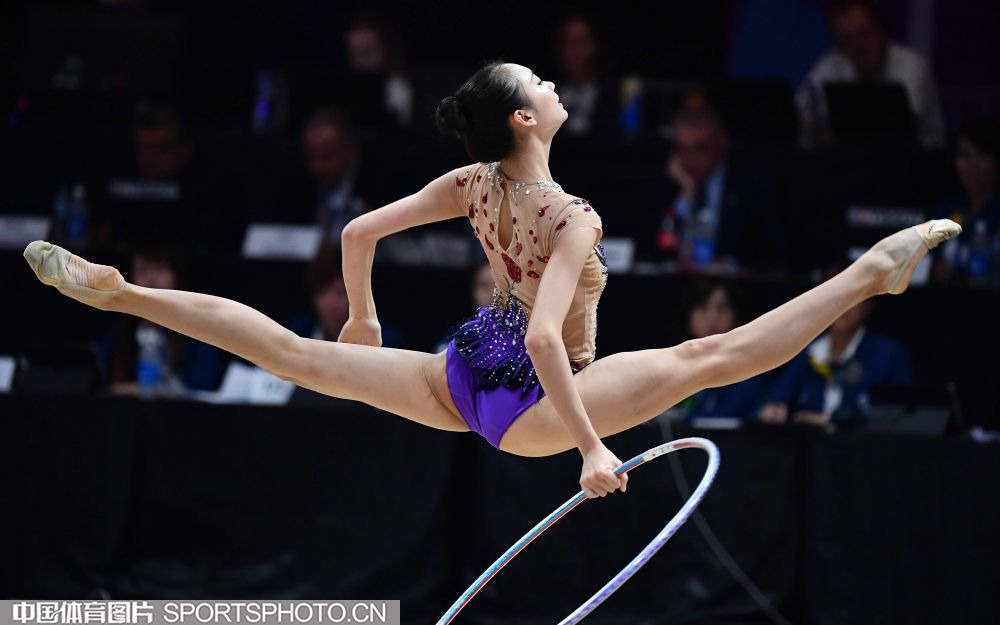 德甲超级惨案！卫冕冠军狂轰8球，巨星20球碾压